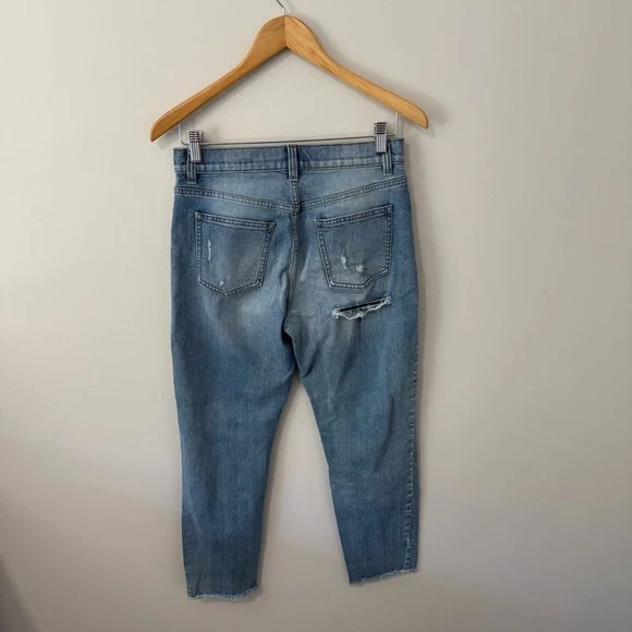 PISTOLA HIGH RISE DISTRESSED JEANS - Picture 3 of 8